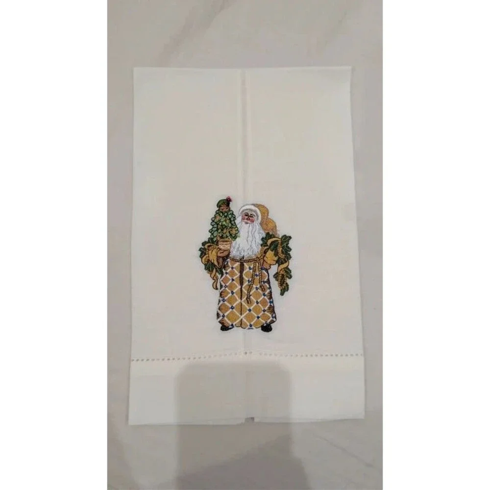 Bulk of 3 Classic Holiday Towels